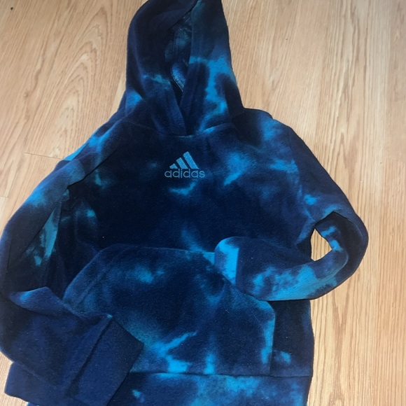 Adidas jogger set  size: 5T - Picture 2 of 4